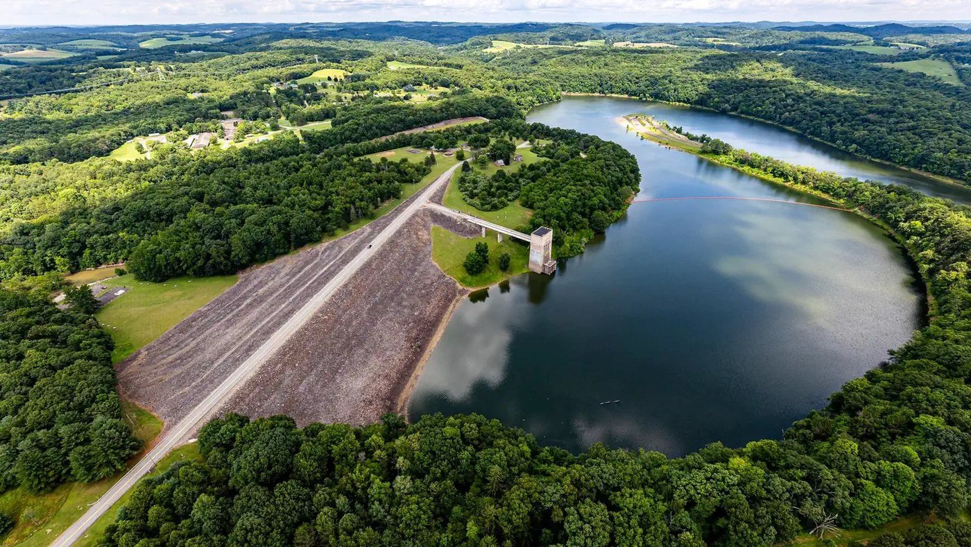 Crooked Creek Lake reference photograph 1